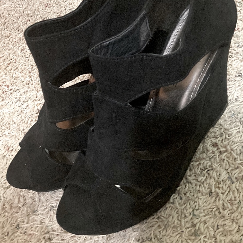 Womens heels 9 1/2